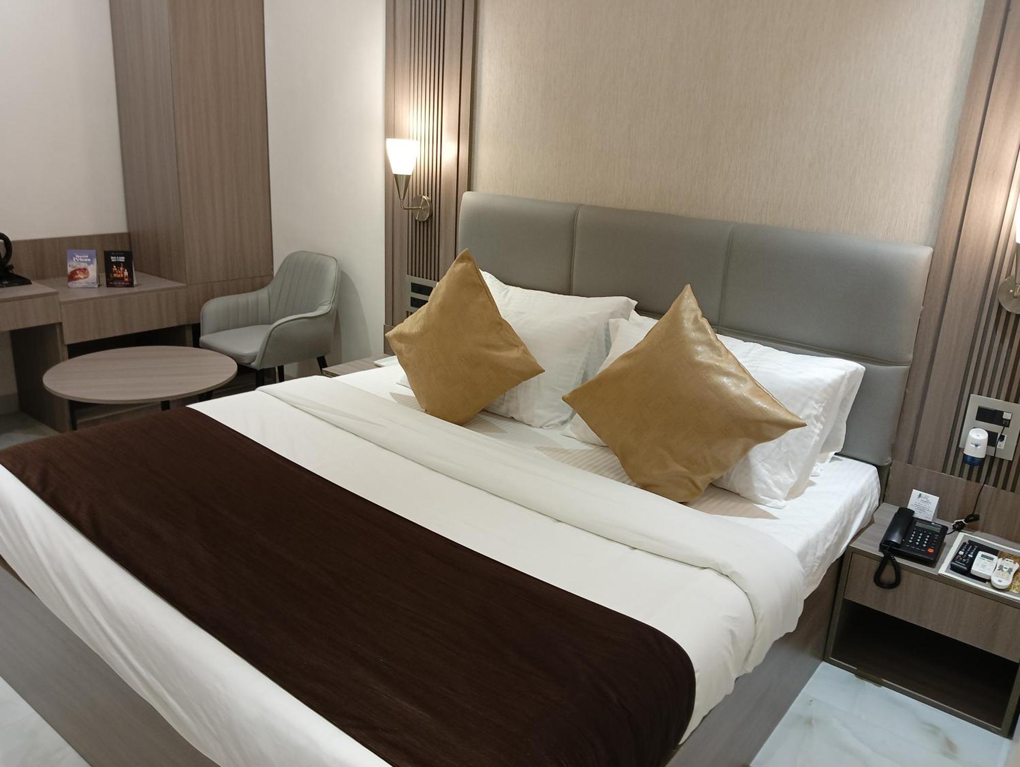Bk Castles Hotel Jabalpur Εξωτερικό φωτογραφία