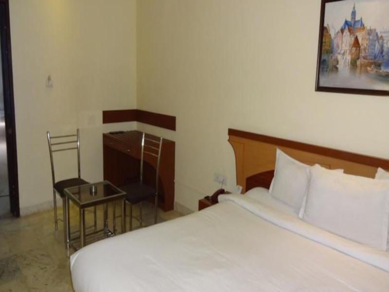 Bk Castles Hotel Jabalpur Εξωτερικό φωτογραφία